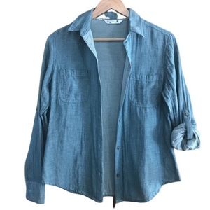 Riders by Lee soft blue chambray shirt S